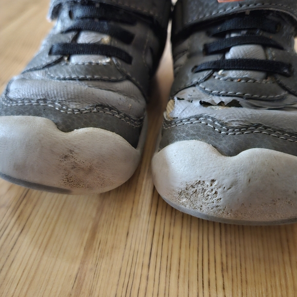 Keen Kids' Knotch Peak Sneakers - Picture 8 of 12